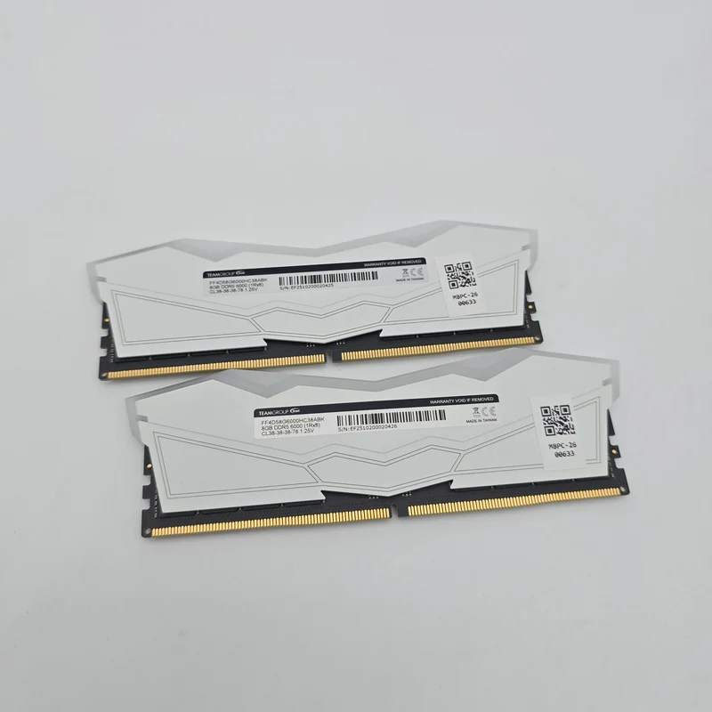 TeamGroup T-Force Delta R 16GB White DDR5, 6000MHz, CL38-38-38-78, Desktop Gaming Memory RAM (2x8GB)