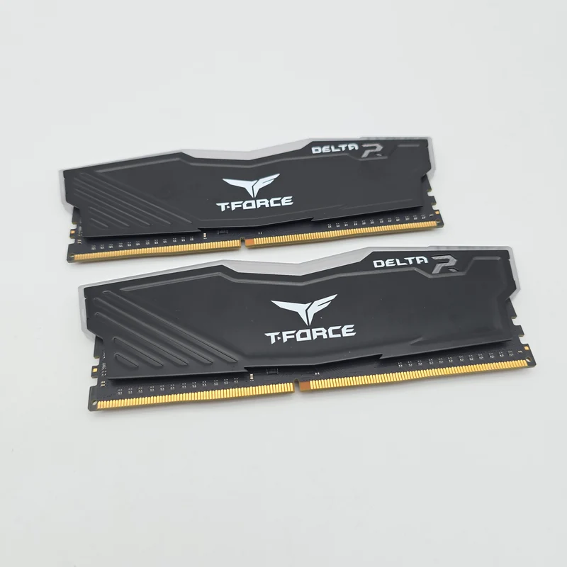 TeamGroup T-Force Delta R 32GB DDR4, 3200MHz, CL16-18-18-38, Desktop Memory RAM (2x16GB)