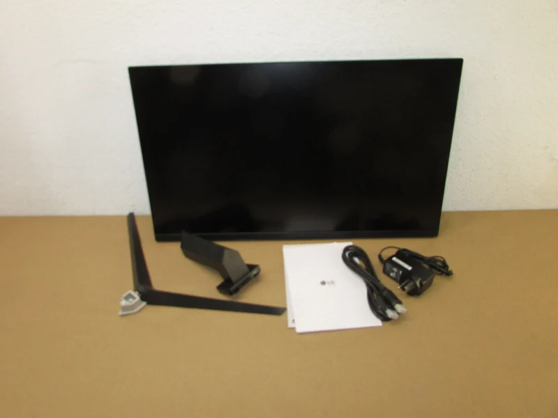 LG 27GQ40W-B 27" Widescreen UltraGear FHD 1ms 165Hz Refresh Rate Gaming Monitor with AMD FreeSync Premium