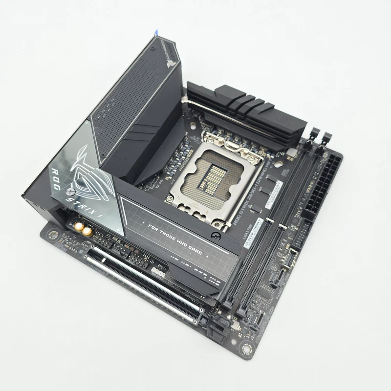 ASUS ROG STRIX Z690-I Gaming WiFi, LGA 1700, ITX Desktop Gaming Motherboard