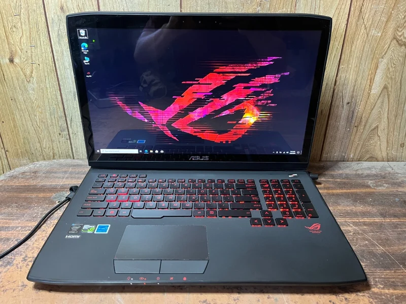 Asus ROG G751J Gaming Laptop, 17.3" Intel i7-4720HQ (16GB RAM, 128GB SSD + 1TB HDD) NVIDIA GEFORCE GTX 965M, BACKLIT KEYS, CD DVD DRIVE, Windows 10 Gaming PC