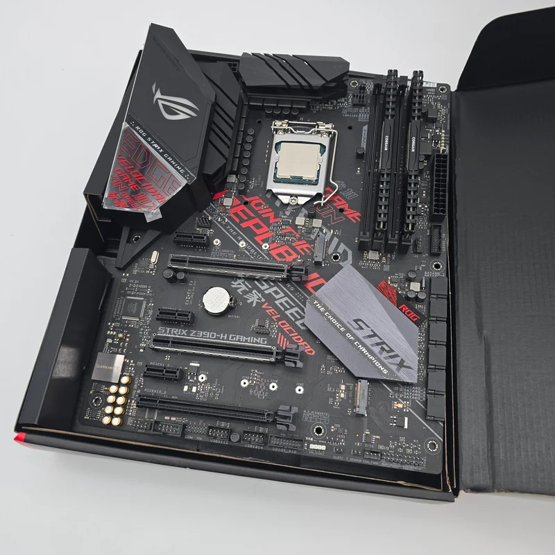 ASUS ROG STRIX Z390-H Gaming Motherboard, Intel Core i5-9600K CPU, Corsair Vengeance LPX 16GB DDR4, 3000MHz, CL15, Memory RAM