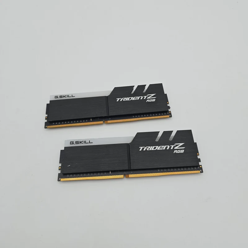 G.Skill Trident Z RGB 16GB DDR4, 3000MHz, CL16-18-18-38, Desktop Gaming Memory RAM (2x8GB)