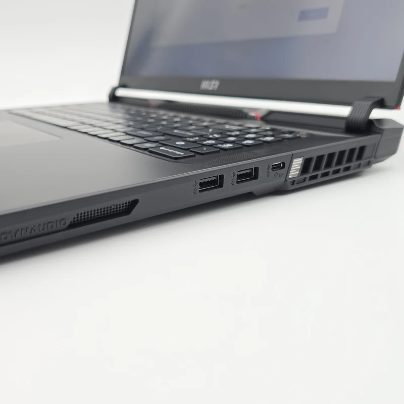 MSI Raider 17", RTX 4090, Intel i9-13950HX, 64GB DDR5, 2TB NVMe SSD, 17" QHD+ 240Hz, Windows Gaming Laptop