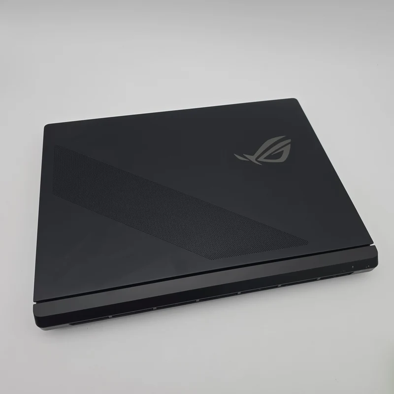 ASUS ROG STRIX SCAR 18, RTX 5090, Intel Core Ultra 9 275HX, 64GB DDR5, 2TB NVME, 18" QHD