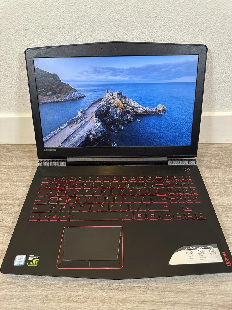 Lenovo Legion Y520-15IKBN 15.6" Intel Core i7-7700HQ @ 2.8GHz (16GB RAM, 256GB SSD + 500GB HDD) NVIDIA GTX 1050Ti, Windows 11, Backlit Keys