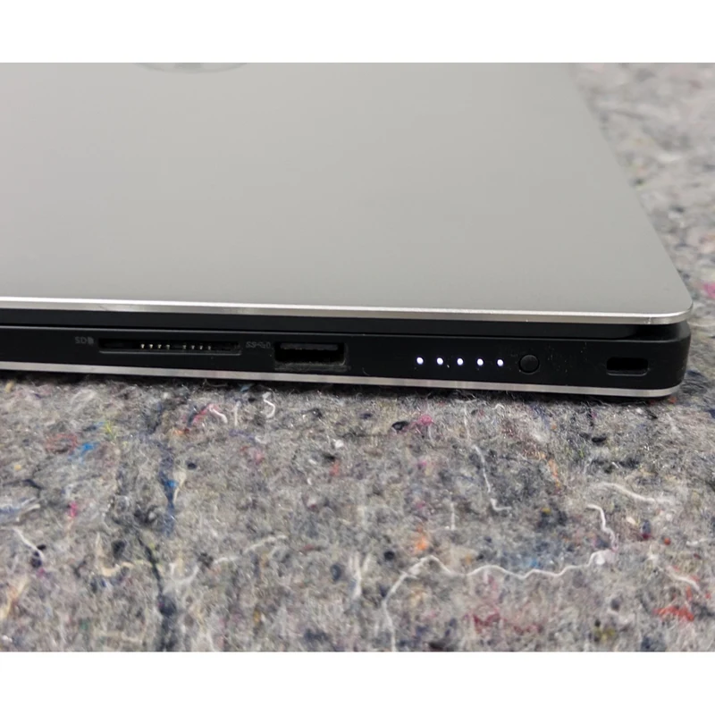 Dell XPS 15 9560 Intel Core i7-7700HQ 15.6" GAMING LAPTOP (16GB DDR4 RAM, 512GB SSD) Nvidia GTX 1050 4GB, WINDOWS 10, Backlit Keyboard