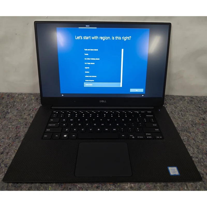 Dell XPS 15 9560 Intel Core i7-7700HQ 15.6" GAMING LAPTOP (16GB DDR4 RAM, 512GB SSD) Nvidia GTX 1050 4GB, WINDOWS 10, Backlit Keyboard