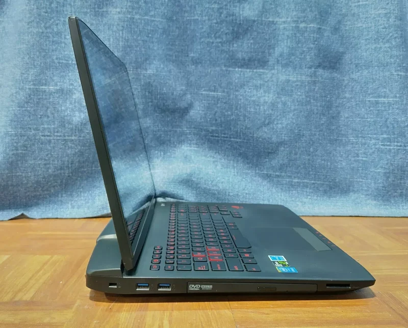 Asus ROG G751J Gaming Laptop, 17.3" TOUCHSCREEN Display, Intel i7-4720HQ @ 2.60 GHz (16GB RAM, 256GB HDD + 500GB HDD) NVIDIA GEFORCE GTX 965M Windows 10, Backlit Keyboard