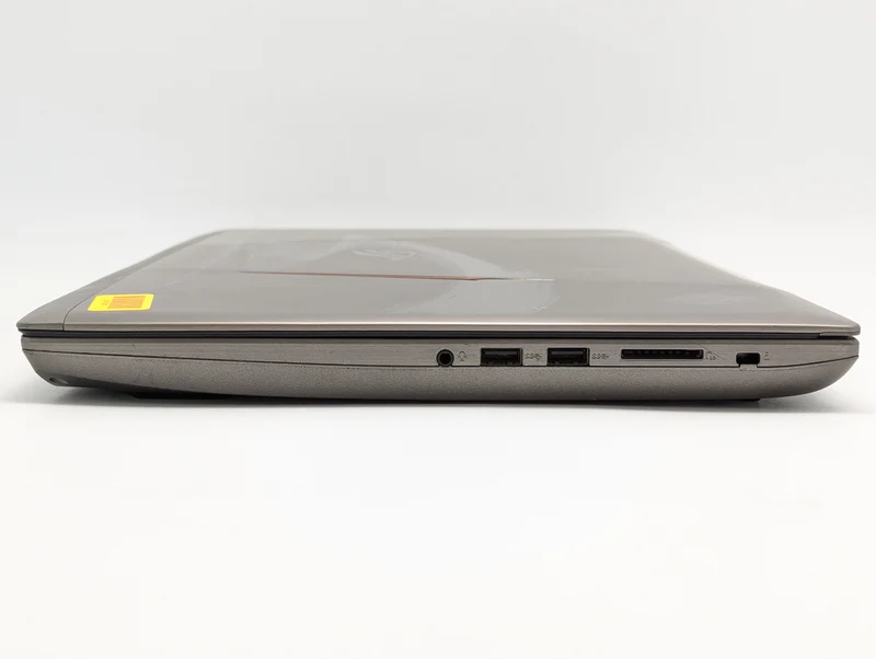ASUS ROG STRIX Gaming Laptop 15.6", GL502V Core i7-7700HQ @ 2.8GHz (16GB RAM, 128GB SSD + 1TB HDD) NVIDIA GTX 1070 WINDOWS 11