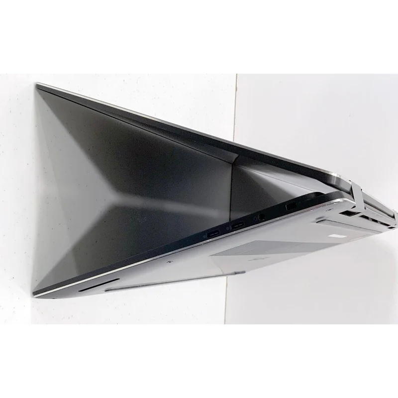 Dell XPS 15 9575 (2-in-1) 15.6" 4K TOUCHSCREEN (16GB RAM, 512GB SSD) Intel Core i7-8706G @ 3.1 GHz AMD Radeon RX Vega M GL, WINDOWS 11