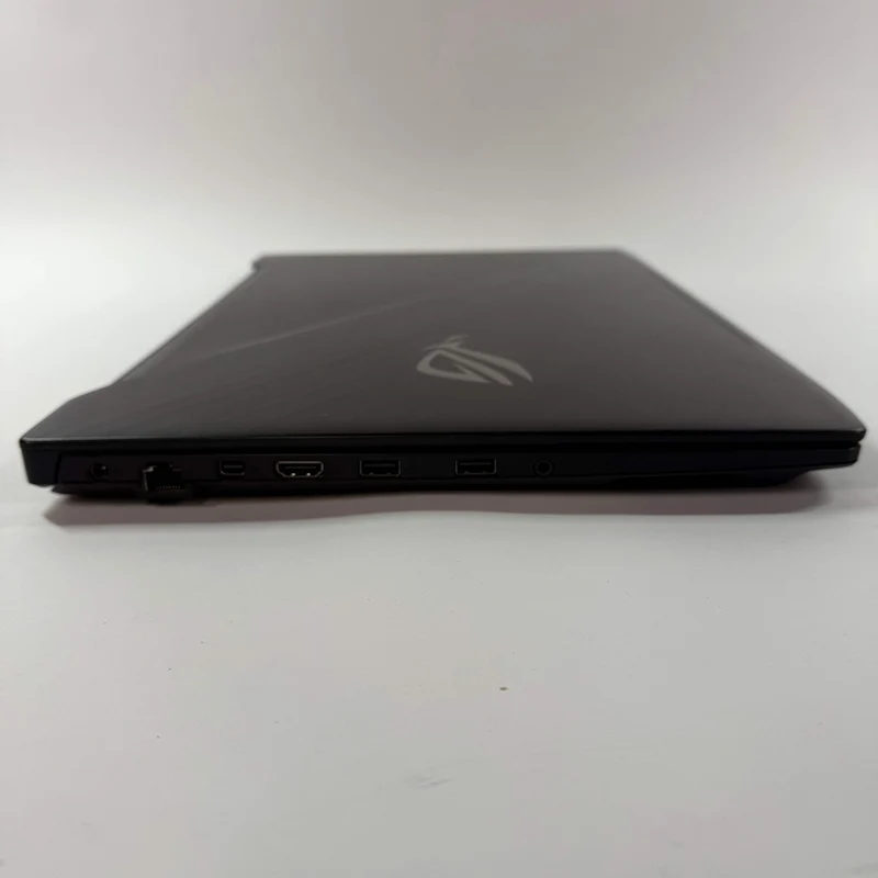 ASUS ROG STRIX GL703VD Gaming 17.3" Intel Core i7 6th Gen. @ 2.6 GHz (16GB RAM, 256GB SSD + 1TB HDD) NVIDIA GTX 1050 WINDOWS 11 BACKLIT