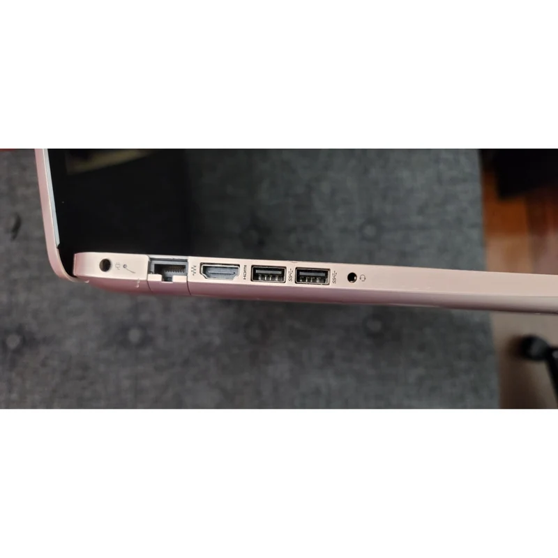 HP 17-by0015cy 17.3" TOUCHSCREEN LAPTOP INTEL CORE I3-7100U @ 2.40GHZ (16GB RAM, 256GB SSD + 1TB HDD) WINDOWS 10 - BEIGE/GOLD/BLACK COLOR