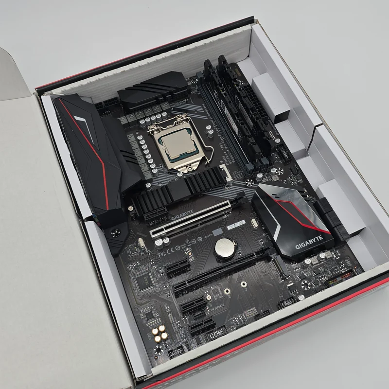 Gigabyte Z390 Gaming X, Intel Core i9-9900K, 32GB DDR4, Motherboard+CPU+RAM Combo
