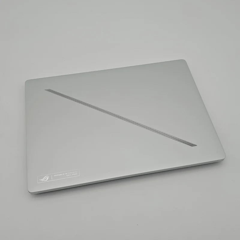 ASUS ROG Zephyrus G14 OLED, RTX 5080, Ryzen AI 9 HX 370, 32GB DDR5, 2TB NVMe, 14" QHD+ 120Hz OLED, Windows Gaming Laptop