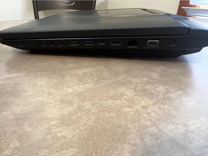 Asus ROG G751J Gaming Laptop, 17.3" Intel i7-4720HQ @ 2.60 GHz (16GB RAM, 1TB HDD) GTX 970M Windows 10 Gaming PC