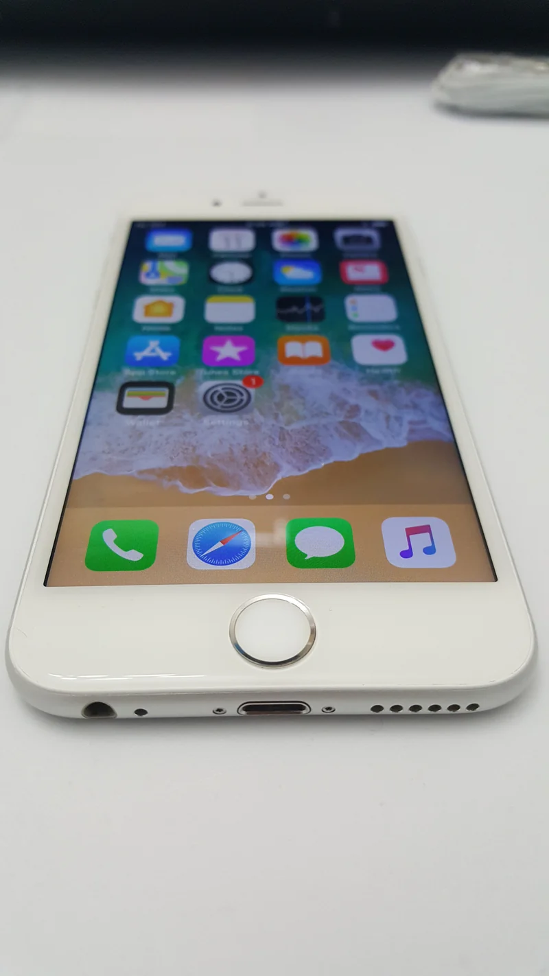 Apple iPhone 6 (16GB) 4.7", T-Mobile Unlocked MetroPCS, 8MP, 4G LTE Smartphone - Silver