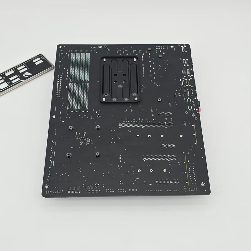 AMD Ryzen 7 5800X3D, Gigabyte Aorus Ultra X470 Motherboard, 32GB DDR4 RAM Combo