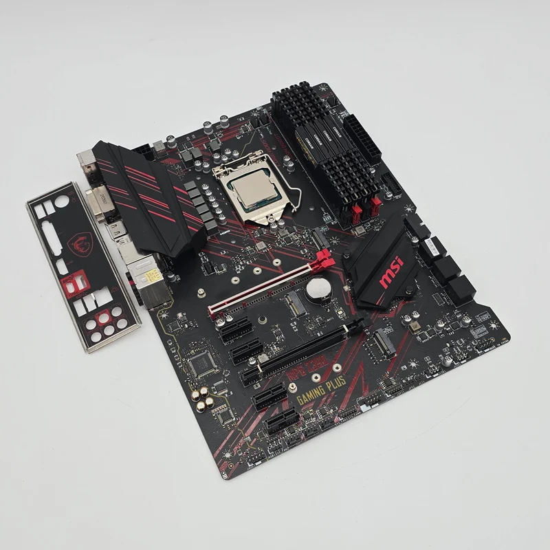 MSI MPG Z390 Gaming Plus Motherboard, Intel i7-9700K, 32GB DDR4 Corsair Vengeance Combo