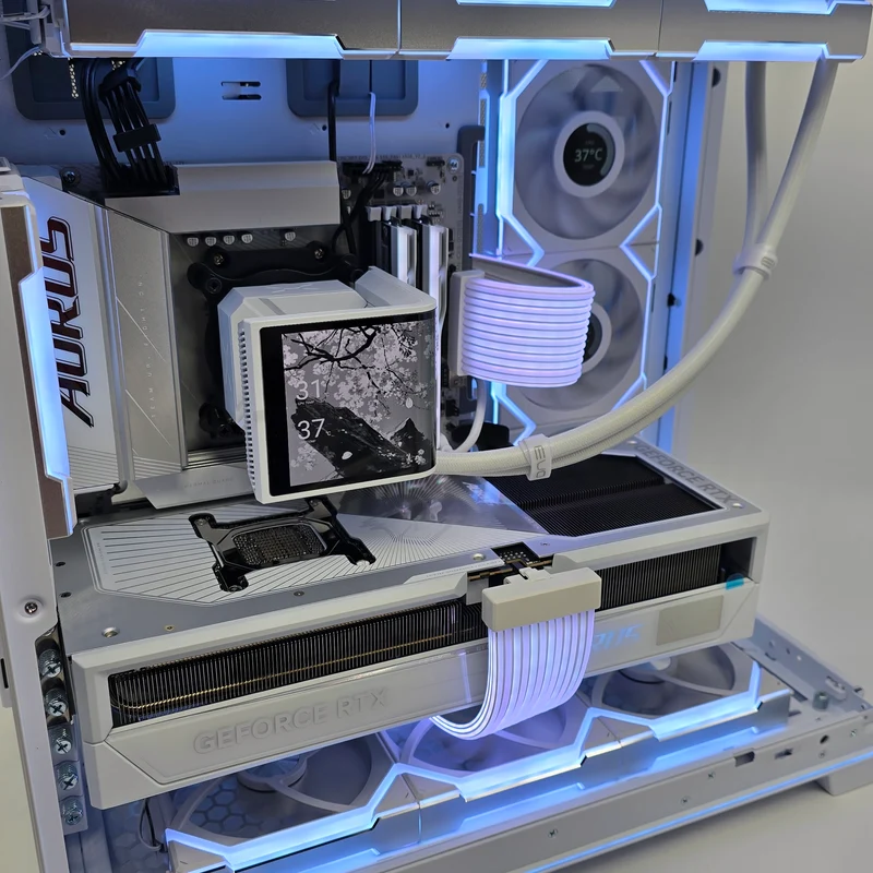 RTX 5090, Ryzen 9800X3D, 4TB NVMe SSD, 64GB DDR5, Custom White Liquid Cooled Gaming PC