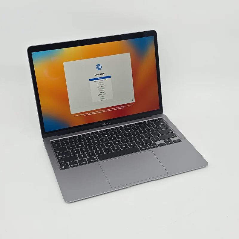 Macbook Air Apple M1 Chip, 256GB SSD, 8GB RAM, TouchID, Like New, 2 Battery Cycles