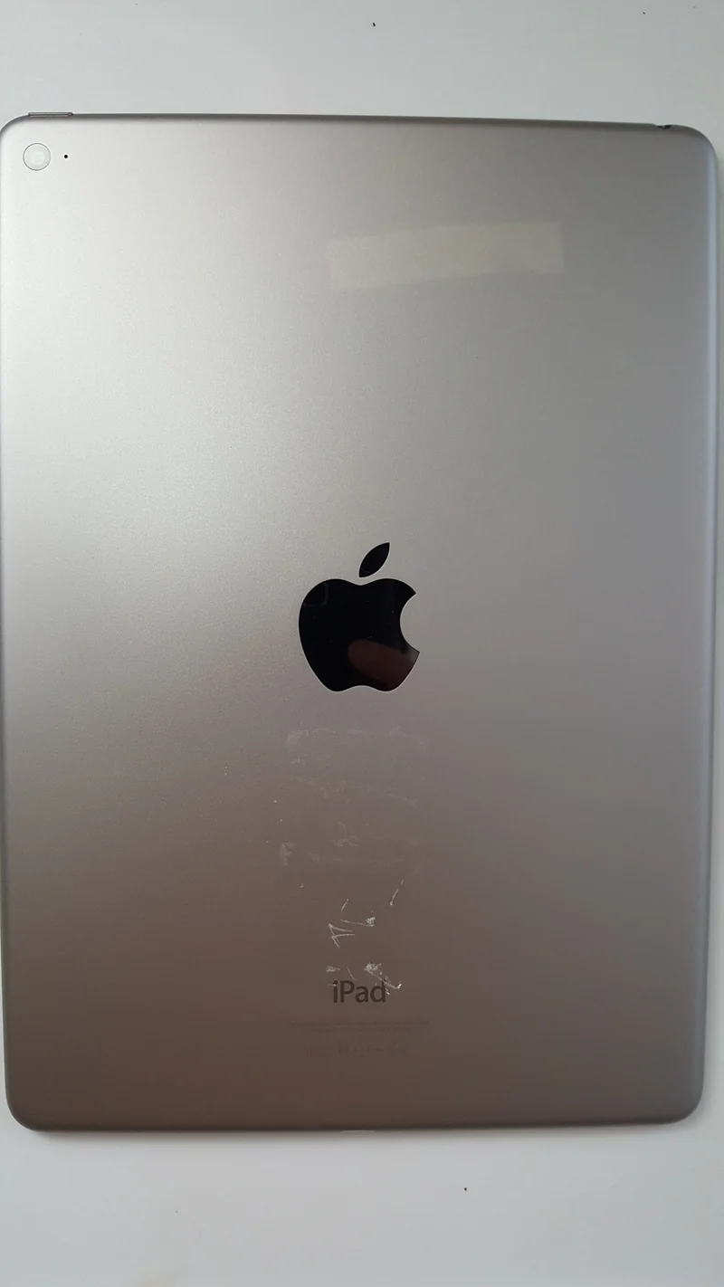 Apple iPad Air 1st Generation, 9.7in (16GB, 32GB, 64GB, 128GB) Wi-Fi Tablet - iOS 12 - Gray