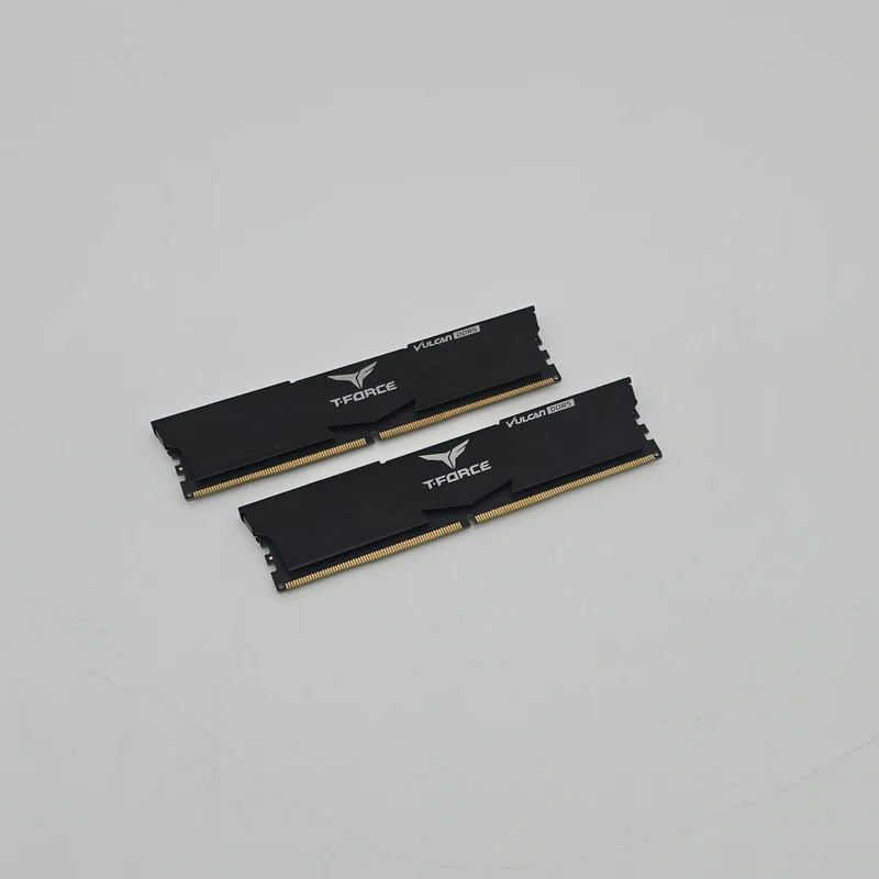 32GB Teamgroup TForce DDR5 RAM, 5200MHz, 2x16GB, CL-40-40-40-76