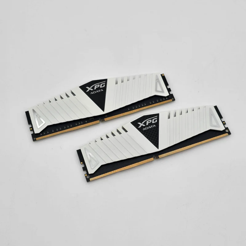 16GB DDR4 RAM XPG ADATA White 3200MHz, CL16-20-20, 2x8GB Sticks