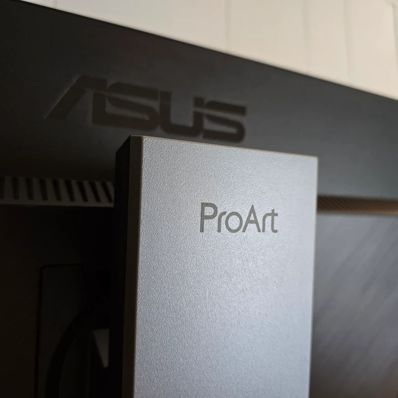 ASUS ProArt 27" Monitor, 1440P WQHD (2560x1440p), Calman Verified Color Accuracy, PA278QV, Like New