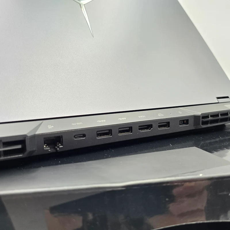 Lenovo Legion 5 Pro, RTX 3070, Ryzen 7 5800H, 165Hz QHD+, Gaming Laptop