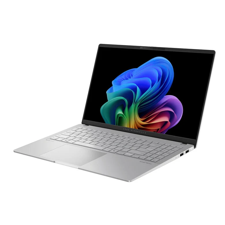 ASUS Vivobook S 15 OLED S5507QA-MA012W Qualcomm Snapdragon X1P-42-100 Computer portatile 39,6 cm (15.6") 3K 16 GB LPDDR5x-SDRAM 512 GB SSD Wi-Fi 7 (802.11be) Windows 11 Home Argento