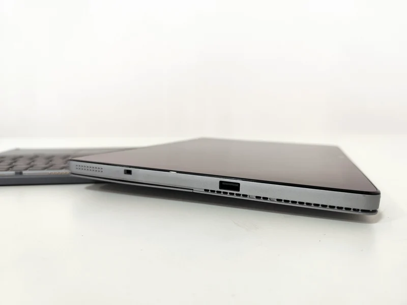 DELL Latitude 7200 2-in-1 13" Touch | Intel Core i5-8265U | FreeDOS Pratico come un tablet Performante come un Notebook