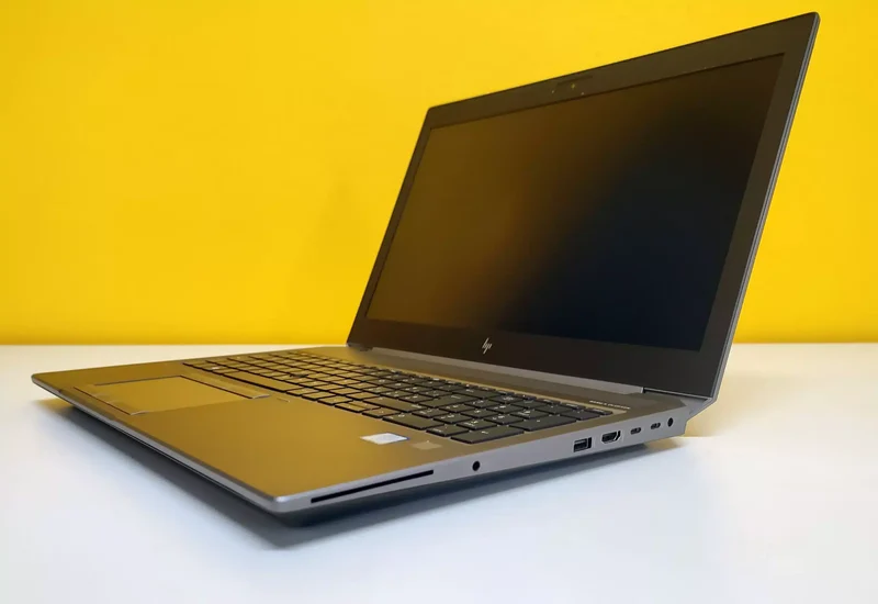 HP ZBook 15 G6 Workstation Mobile | Intel Core i7-9850H | Ram 32GB | SSD 512GB | HDMI WiFi 6 Bluetooth Windows 11 Pro Nvidia Quadro T1000 Grado B