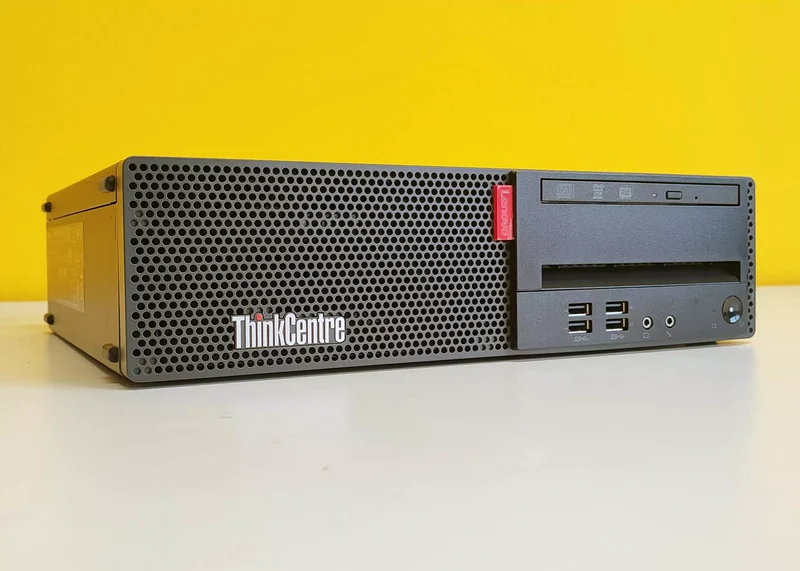 Lenovo ThinkCentre M910s PC Ricondizionato SFF | Intel Core i7-6700T 2.8Ghz | Ram 16Gb | SSD 480Gb | Windows 11 Pro Compatto Pratico perfetto per il tuo ufficio