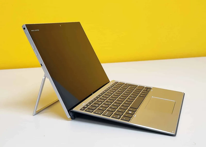 HP Elite X2 G4 LTE 2 in 1 Notebook Touch Screen 12.3" FullHD IPS | Intel Core i5-8365U Quad Core | Ram 8Gb | SSD 256Gb | Bluetooth WiFi Face-ID LTE | Windows 11 Pro