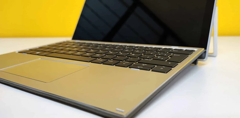 HP Elite X2 G4 LTE 2 in 1 Notebook Touch Screen 12.3" FullHD IPS | Intel Core i5-8365U Quad Core | Ram 8Gb | SSD 256Gb | Bluetooth WiFi Face-ID LTE | Windows 11 Pro