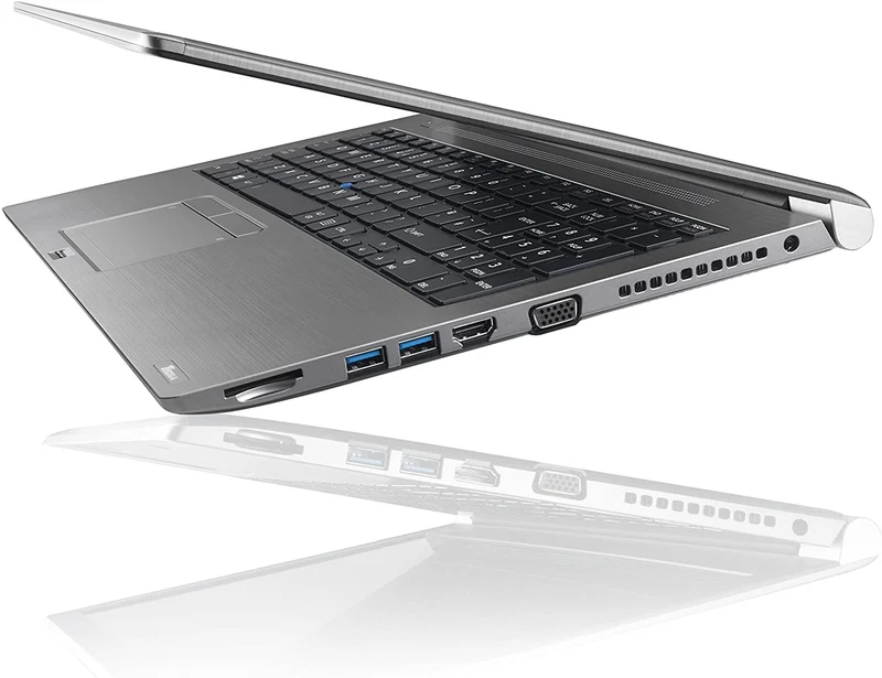 Toshiba Tecra Z50-E Notebook 15.5" FullHD | Intel Core i5-8250U 4Core | SSD 512Gb | Ram 16Gb | Windows 11 Pro | Tastiera ITA Il notebook perfetto per lavorare in mobilità