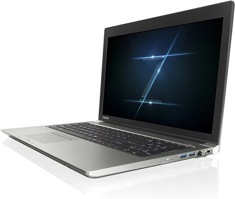 Toshiba Tecra Z50-E Notebook 15.5" FullHD | Intel Core i5-8250U 4Core | SSD 512Gb | Ram 16Gb | Windows 11 Pro | Tastiera ITA Il notebook perfetto per lavorare in mobilità