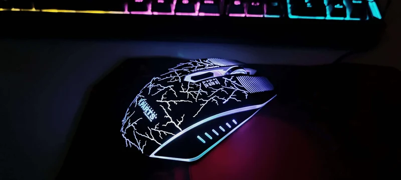 Pc Gaming Comet | Intel Core i5-10400F 6Cores | Ram 16/32Gb | SSD M.2 nvme 500Gb | Nvidia GTX 1050Ti 4Gb | WiFi | Windows 11 Pro + Kit Mouse, tastiera, cuffie RGB Il PC Gaming perfetto per il FullHD