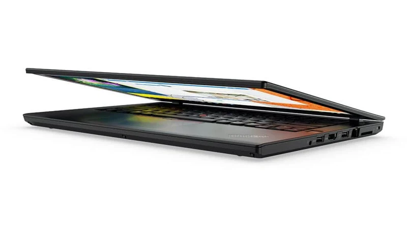 Lenovo ThinkPad T470 Notebook 14" FullHD | Intel Core i5-7300U 2.6Ghz | Ram 8Gb | SSD 256Gb | Tastiera ITA | Windows 10 Pro