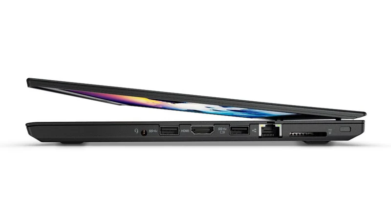Lenovo ThinkPad T470 Notebook 14" FullHD | Intel Core i5-7300U 2.6Ghz | Ram 8Gb | SSD 256Gb | Tastiera ITA | Windows 10 Pro