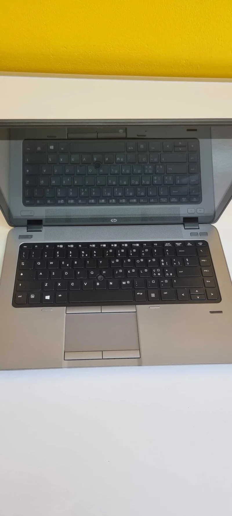 Hp EliteBook 840 G1 Notebook | Intel Core i5-4300U 1.9Ghz | 14" Pollici | 8Gb Ram | 240Gb SSD | Tastiera Italiana | WebCam WiFi | Windows 10 |