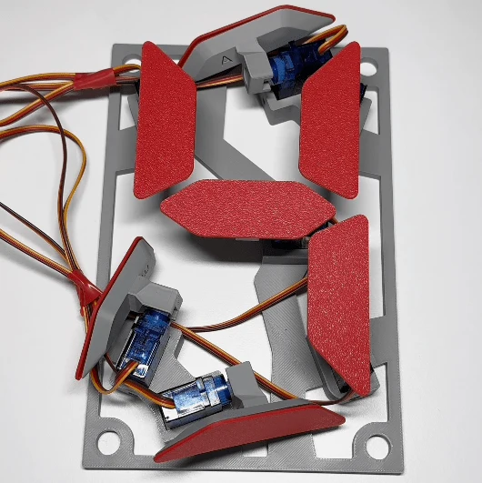 Mechanische 7-Segment-Anzeige mit Servos und ESP32