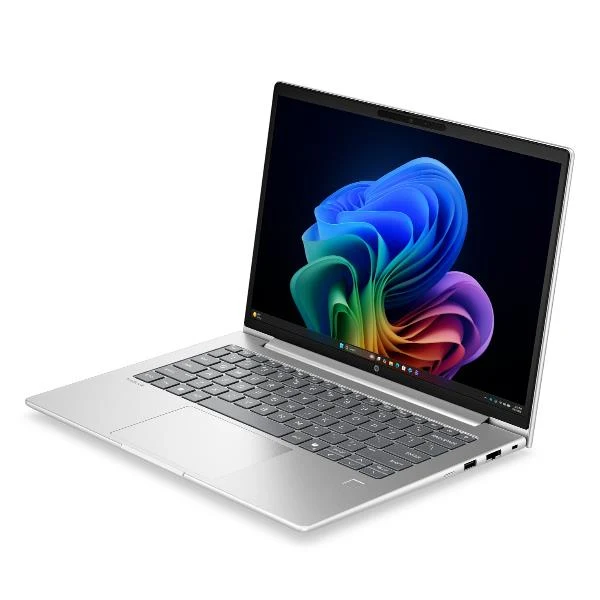 HP DQ6M9AT laptop Intel Core 5 Computer portatile 35,6 cm (14") WUXGA 32 GB LPDDR5x-SDRAM 512 GB SSD Wi-Fi 7 (802.11be) Windows 11 Pro AI PC Argento