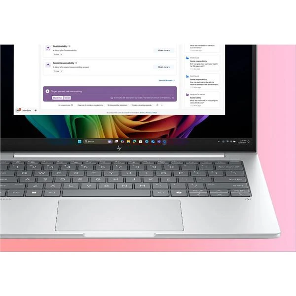 HP EliteBook 8 G1i Next Gen AI PC Wolf Pro Security Edition Copilot+ PC Intel Core Ultra 5 226V Computer portatile 35,6 cm (14") WUXGA 16 GB LPDDR5x-SDRAM 512 GB SSD Wi-Fi 7 (802.11be) Windows 11 Pro Argento